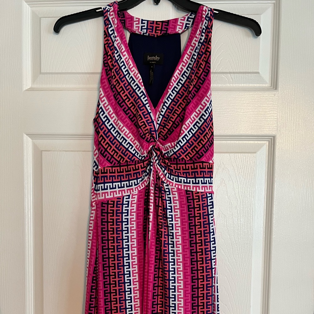 Sleeveless Shelli Segal Laundry dress